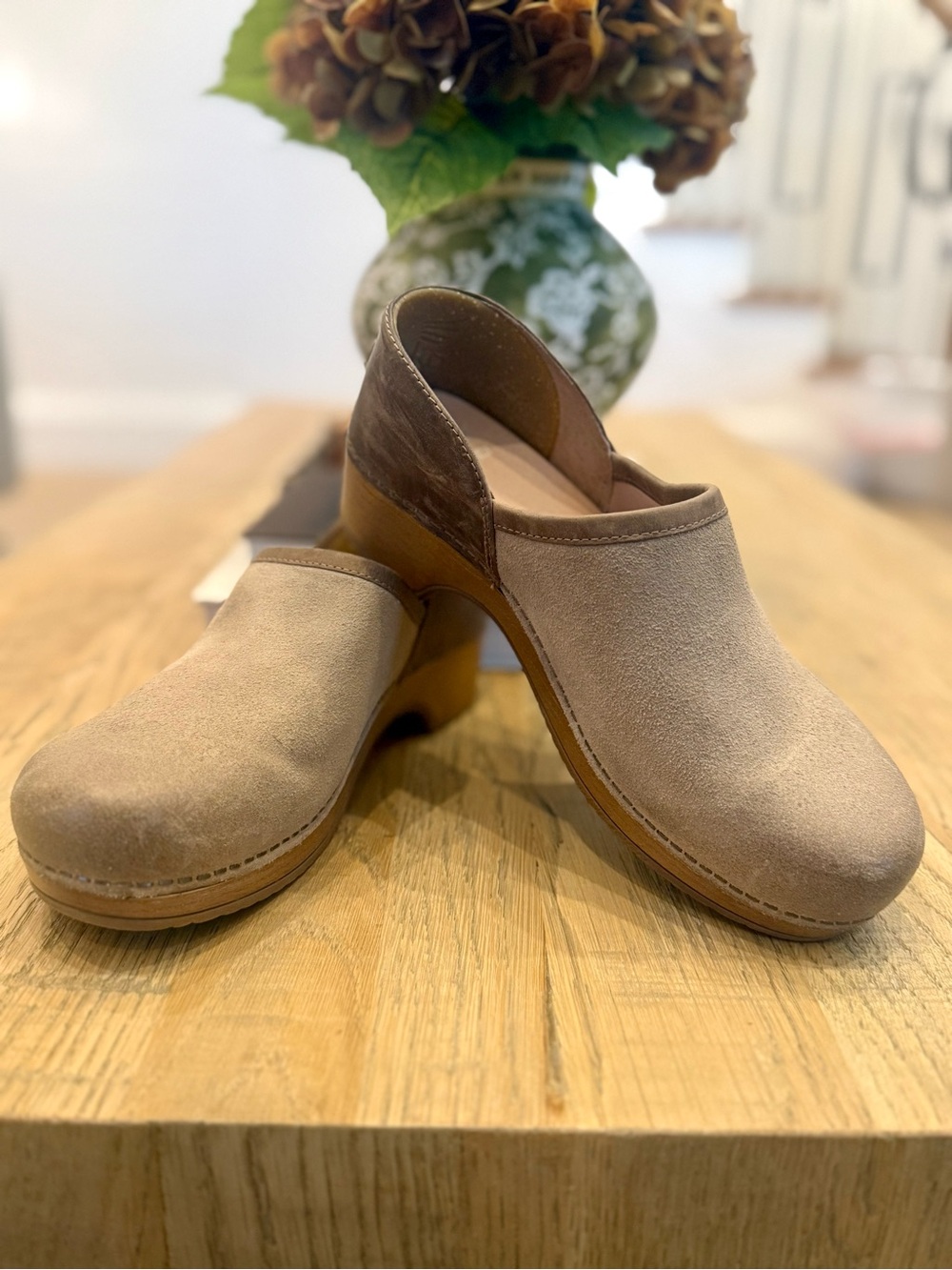 NWOB-Dansko Brenna Taupe Grey size 38
